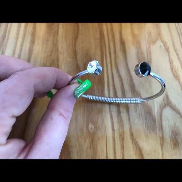 NWOT silver bracelet - Picture 2 of 3